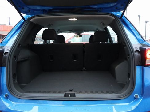 Used 2024 Chevrolet Equinox LS image 24