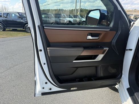 Used 2022 Toyota Tundra 1794 Edition image 12
