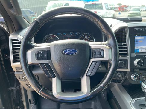 Used 2018 Ford F150 Platinum w/ Equipment Group 701A Luxury AWD/4WD image 26