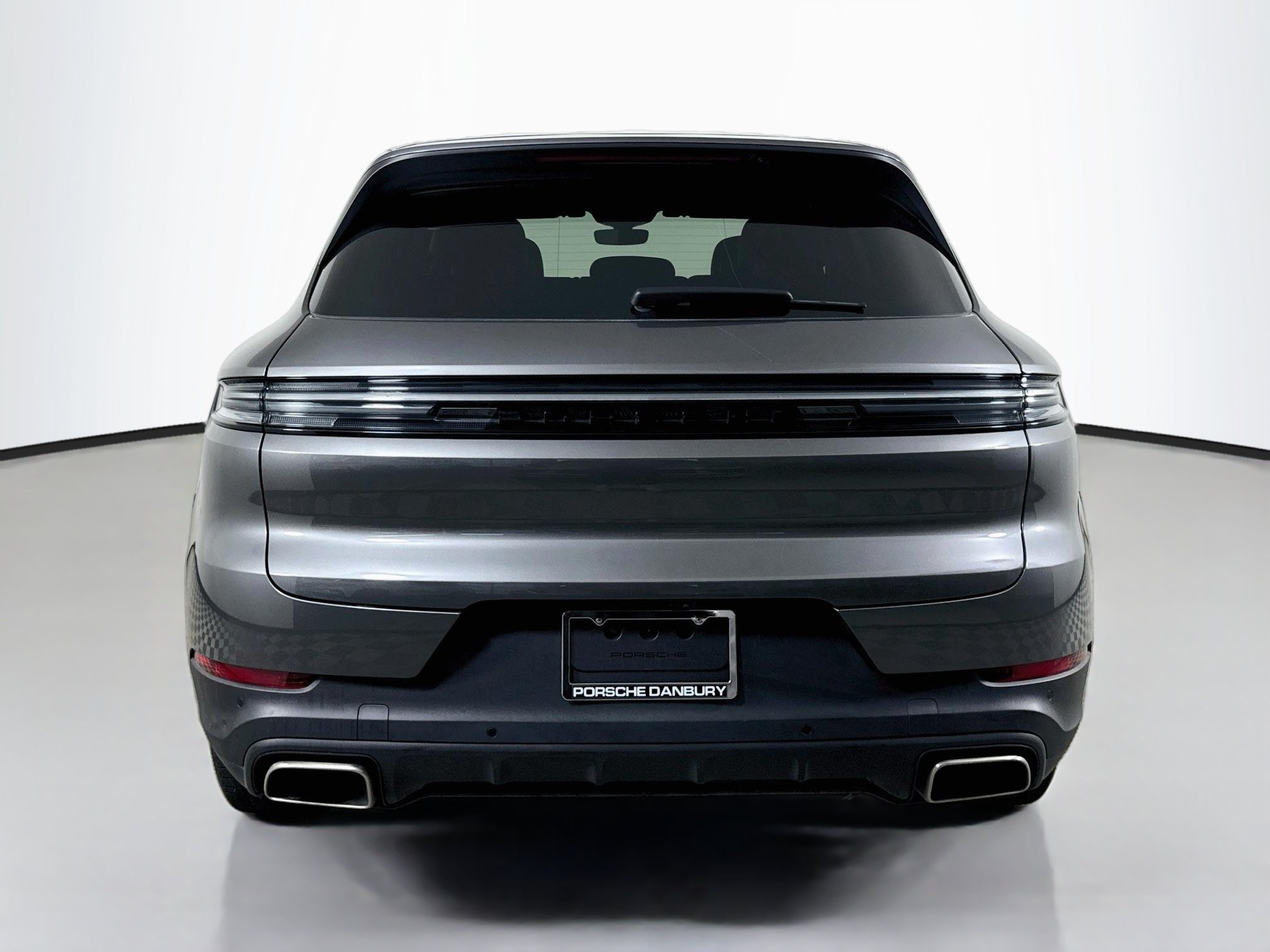 Certified 2024 Porsche Cayenne AWD/4WD image 10