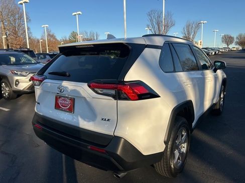Used 2024 Toyota RAV4 XLE image 5