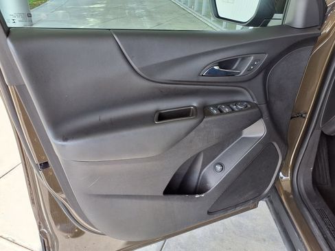 Used 2023 Chevrolet Equinox LT AWD/4WD image 18