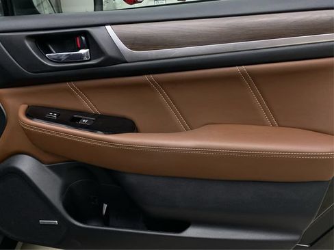 Used 2018 Subaru Outback 3.6R Touring w/ Protection Package #1 AWD/4WD image 28