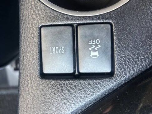 Used 2014 Toyota Corolla S image 8