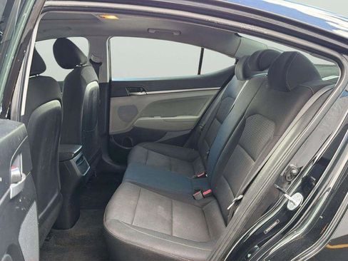 Used 2018 Hyundai Elantra Value Edition FWD image 17