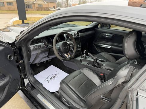 Used 2017 Ford Mustang GT w/ GT Performance Package image 14