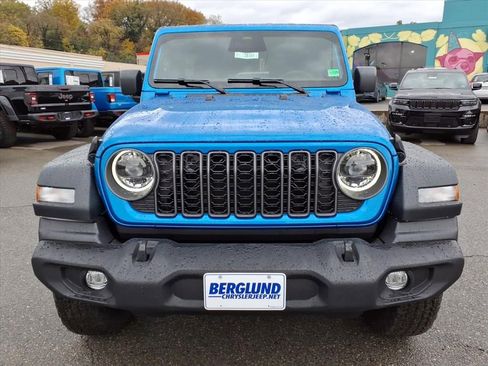 New 2026 Jeep Wrangler Sport S image 9