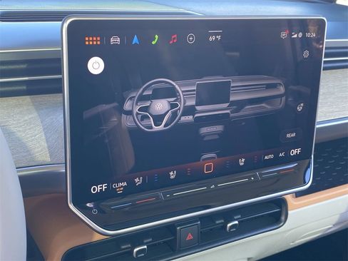 New 2025 Volkswagen ID. Buzz Pro S Plus image 25