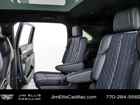 Certified 2025 Cadillac Escalade IQ Sport 1 AWD/4WD image 21