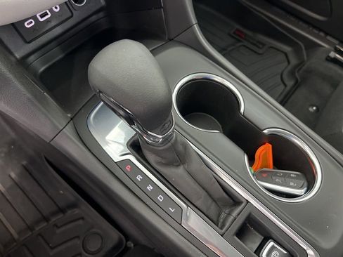 Used 2023 Chevrolet Equinox LS w/ LS Convenience Package FWD image 14