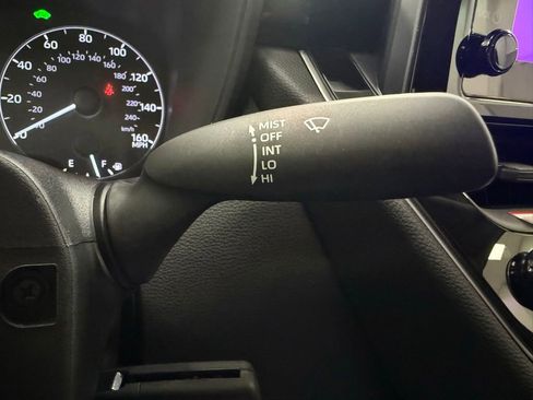Used 2025 Toyota Corolla LE FWD image 20