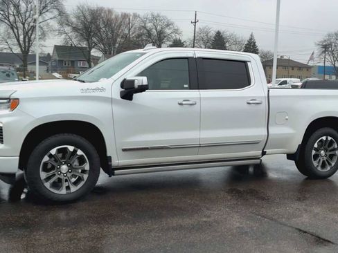 Certified 2022 Chevrolet Silverado 1500 High Country w/ Z71 Off-Road Package image 6