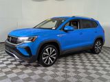 Used 2022 Volkswagen Taos SE image 4