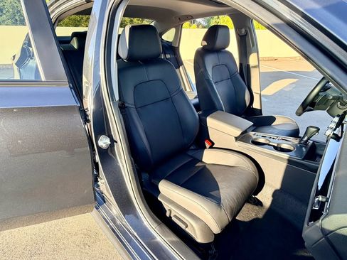 Used 2023 Honda Civic Touring image 27
