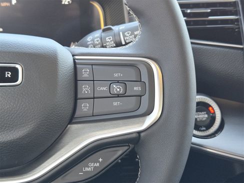 New 2025 Jeep Wagoneer Series II image 27