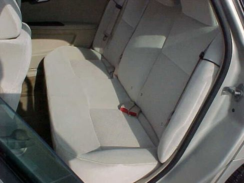 Used 2011 Chevrolet Impala LS image 11