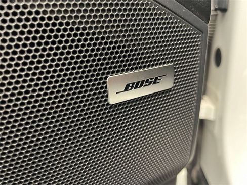 Used 2022 Porsche Cayenne Platinum Edition image 20