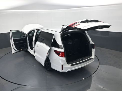 Used 2025 Honda Odyssey Sport-L image 36