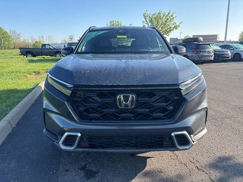 Used 2025 Honda CR-V Sport Touring image 2