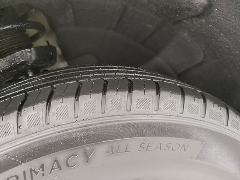 Used 2025 Chevrolet Equinox LT image 4