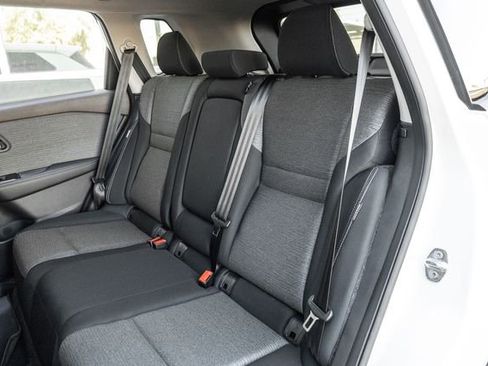 Used 2023 Nissan Rogue SV image 13