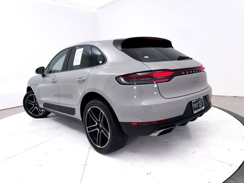 Used 2021 Porsche Macan AWD/4WD image 2