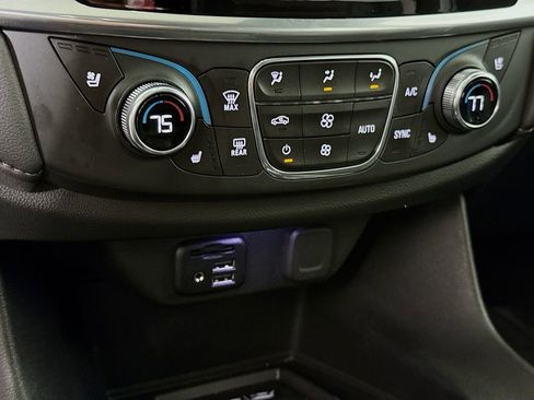 Used 2022 Chevrolet Traverse High Country AWD/4WD image 8