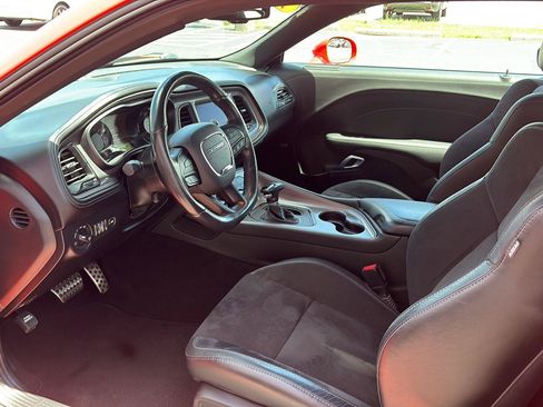 Used 2023 Dodge Challenger GT w/ Plus Package RWD image 5