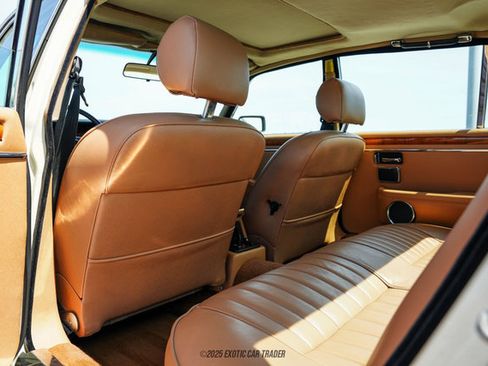Used 1987 Jaguar XJ6 RWD image 39