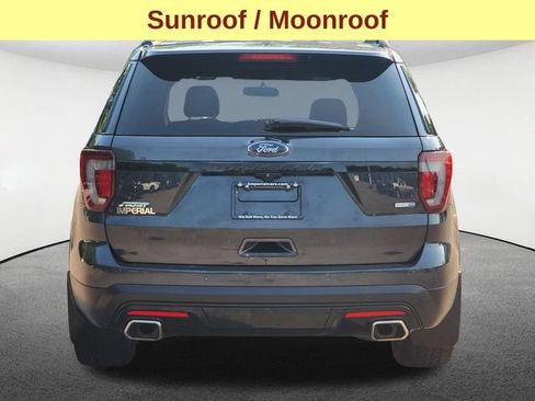 Used 2017 Ford Explorer Sport w/ Equipment Group 401A AWD/4WD image 5