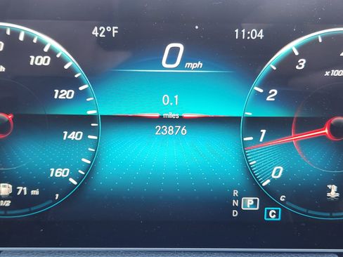 Used 2021 Mercedes-Benz GLA 250 4MATIC image 9