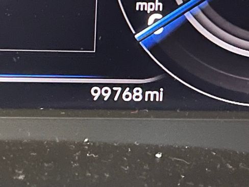 Used 2019 Volkswagen Atlas SEL Premium image 22