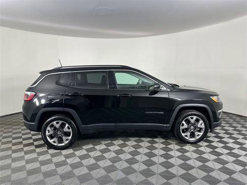 Certified 2020 Jeep Compass Limited image 10