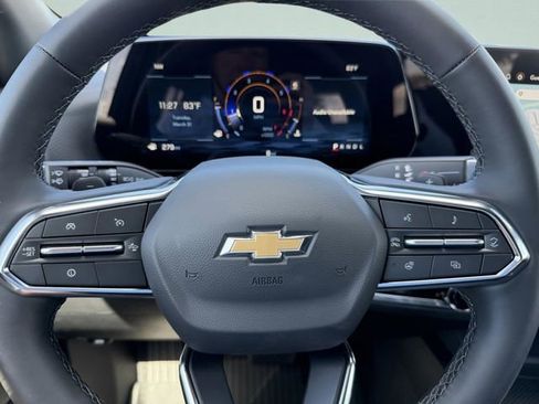 New 2026 Chevrolet Equinox LT w/ Safety and Technology Package FWD image 28