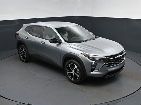 New 2026 Chevrolet Trax RS FWD image 36