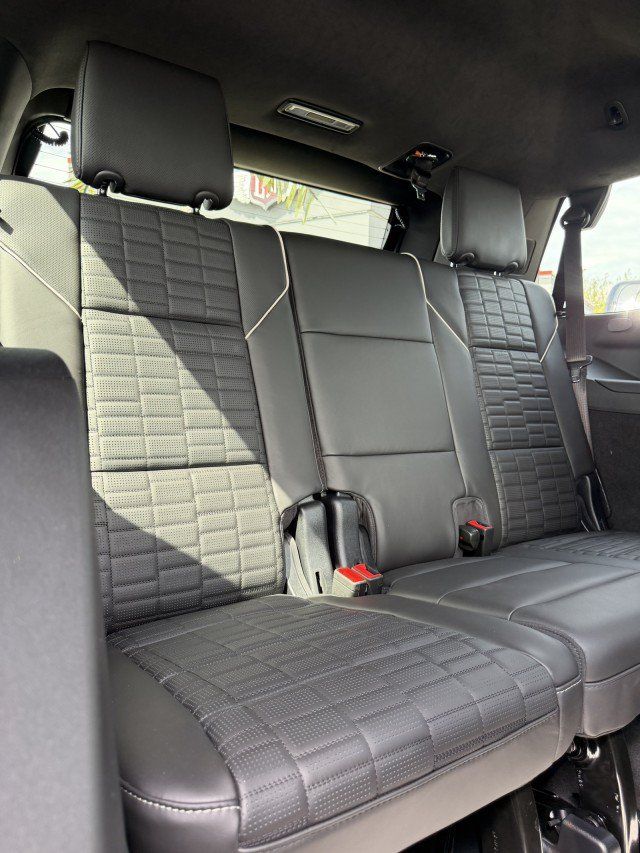 Used 2026 Cadillac Escalade Platinum Sport AWD/4WD image 61