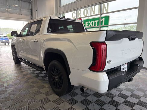 Used 2023 Toyota Tundra SR5 w/ SR5 Premium Package RWD image 4