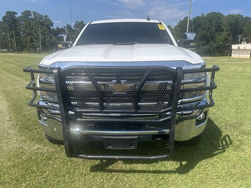 Used 2015 Chevrolet Silverado 2500 LTZ w/ Duramax Plus Package AWD/4WD image 3
