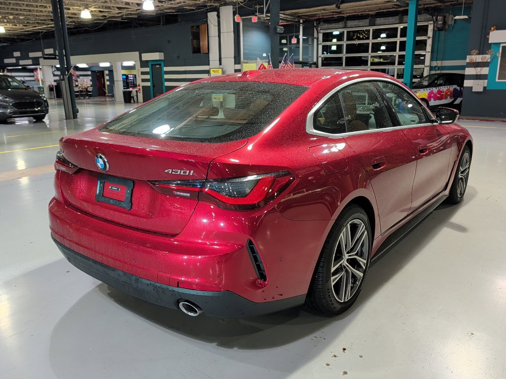 Certified 2026 BMW 430i xDrive w/ Premium Package AWD/4WD image 9