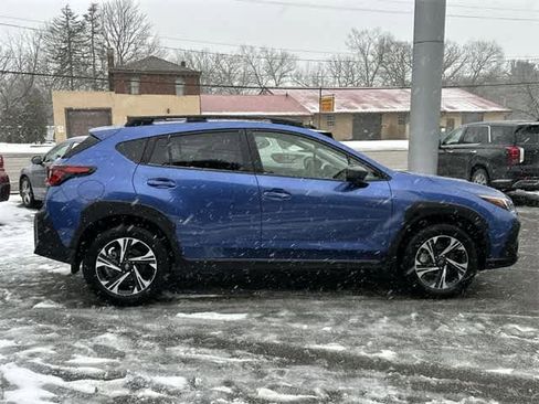 Certified 2025 Subaru Crosstrek 2.0i Premium image 3