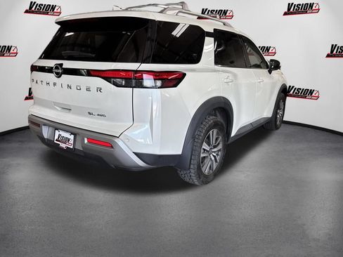 Certified 2024 Nissan Pathfinder SL AWD/4WD image 5