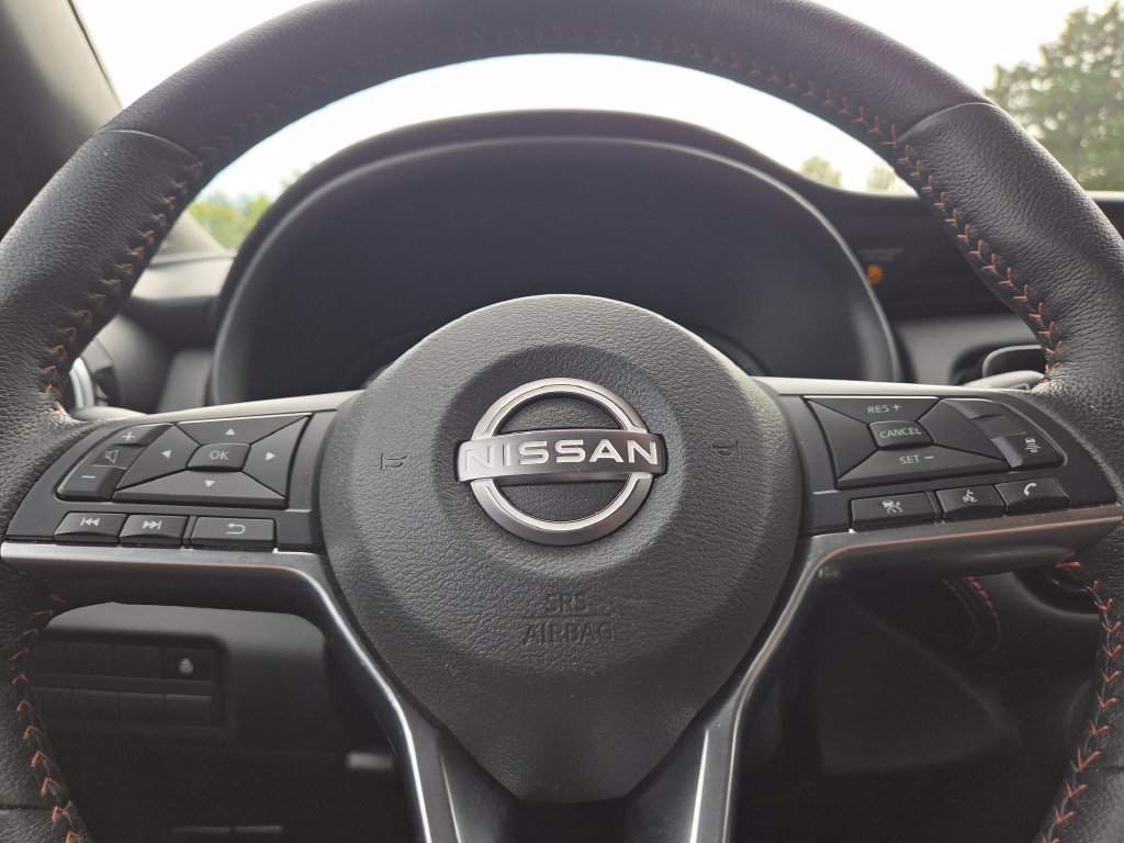 Certified 2024 Nissan Kicks SR w/ SR Premium Package FWD image 31