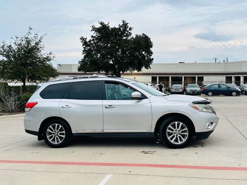 Used 2014 Nissan Pathfinder SL w/ SL Premium Package image 10