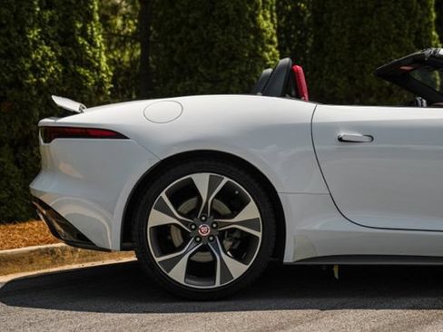 Used 2021 Jaguar F-TYPE First Edition RWD image 13
