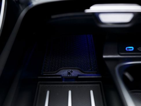 Used 2025 Mercedes-Benz Maybach S 580 4MATIC image 87