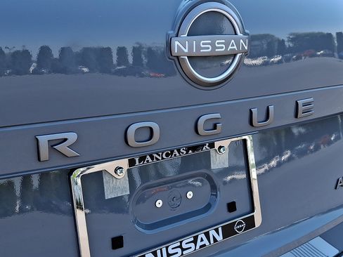 New 2026 Nissan Rogue SV w/ Cold Weather Package AWD/4WD image 5