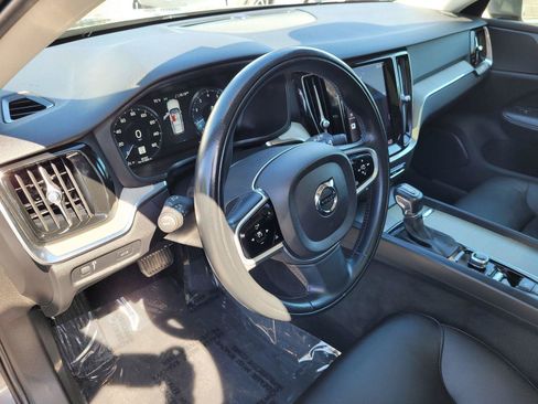 Used 2021 Volvo V60 T5 Cross Country w/ Climate Package AWD/4WD image 12