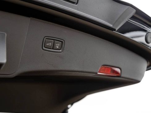 Certified 2026 Porsche Cayenne S AWD/4WD image 31