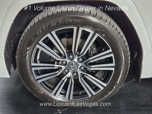 New 2026 Lexus LX 700h Luxury AWD/4WD image 9