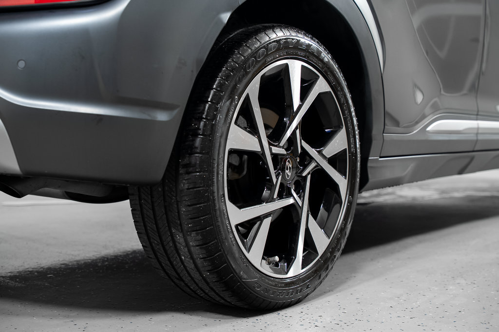 Certified 2023 Hyundai Kona Limited w/ Cargo Package FWD image 8